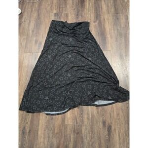 LuLaRoe Lola Skirt 3XL Black White Dotted Star Print A-Line Midi Yoga Waistband